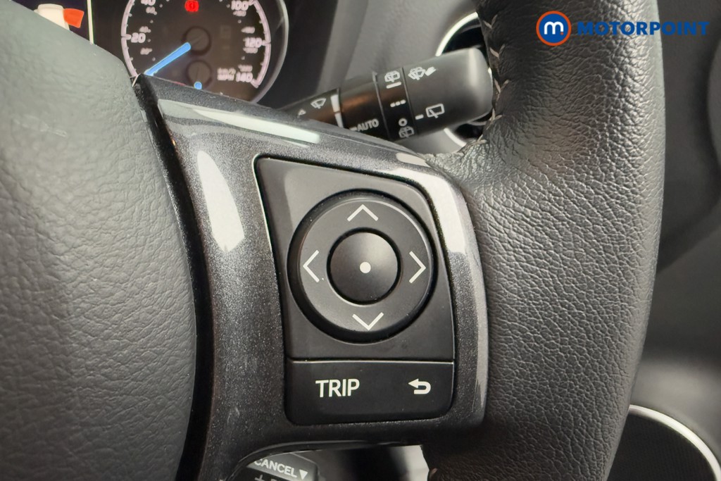 Toyota Yaris Y20 Automatic Petrol-Electric Hybrid Hatchback - Stock Number (1590163) - 5th supplementary image