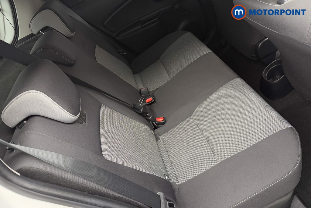 Toyota Yaris Y20 Automatic Petrol-Electric Hybrid Hatchback - Stock Number (1590163) - 26th supplementary image