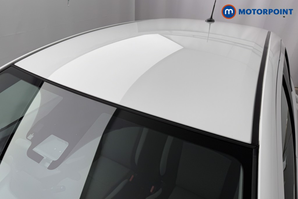 Toyota Yaris Y20 Automatic Petrol-Electric Hybrid Hatchback - Stock Number (1590163) - 34th supplementary image