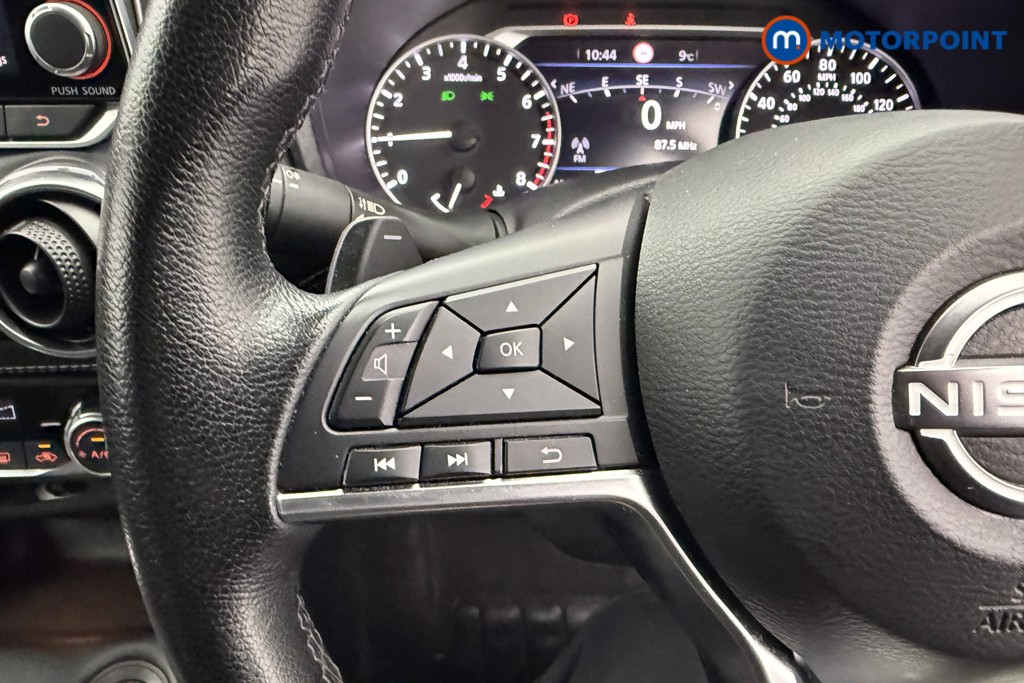 Nissan Juke N-Connecta Automatic Petrol SUV - Stock Number (1590224) - 13th supplementary image