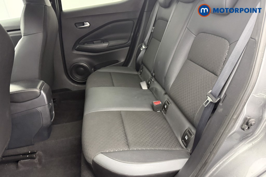 Nissan Juke N-Connecta Automatic Petrol SUV - Stock Number (1590224) - 23rd supplementary image