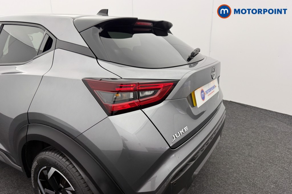 Nissan Juke N-Connecta Automatic Petrol SUV - Stock Number (1590224) - 26th supplementary image