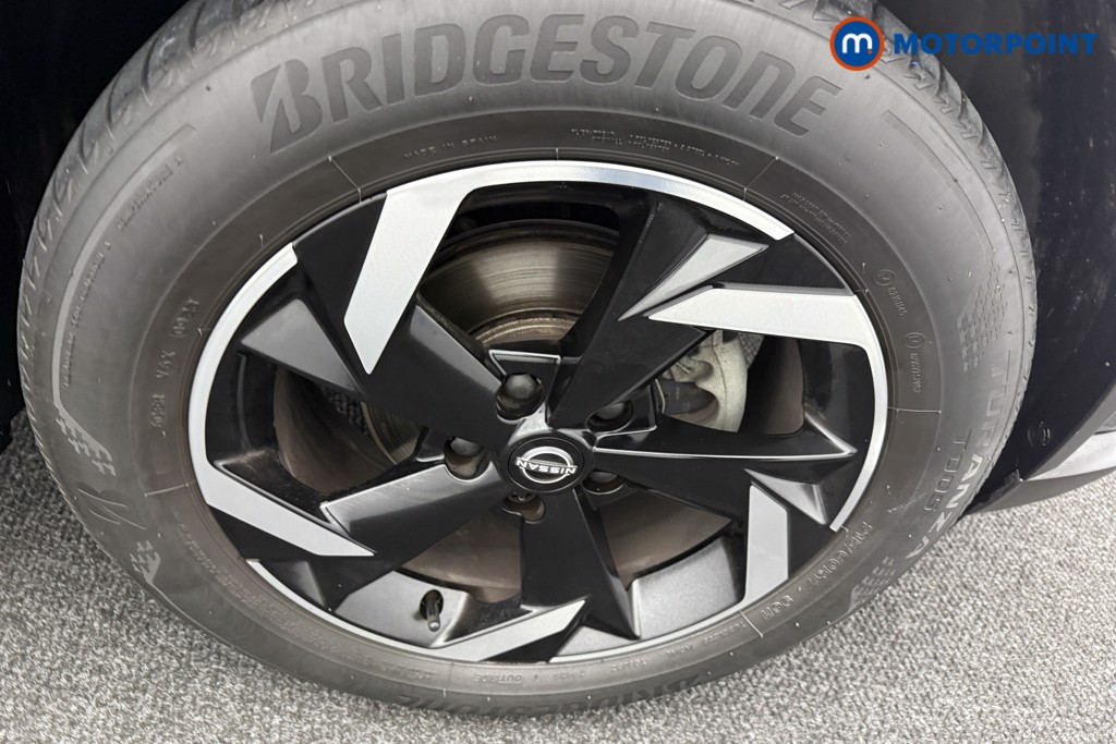 Nissan Juke N-Connecta Automatic Petrol SUV - Stock Number (1590224) - 32nd supplementary image