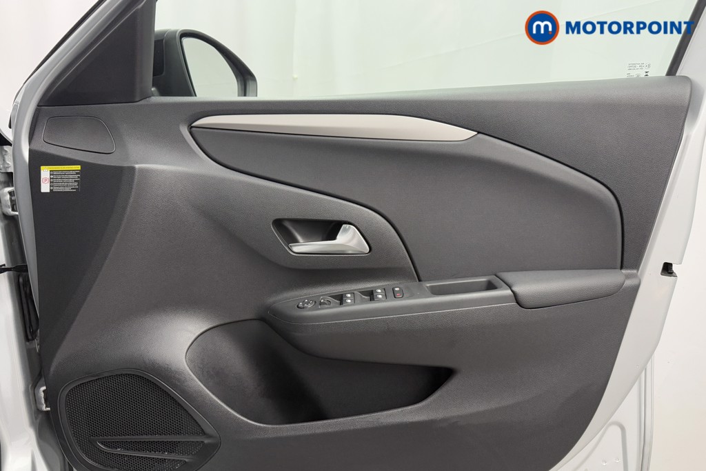 Vauxhall Corsa Design Automatic Petrol Hatchback - Stock Number (1590271) - 15th supplementary image