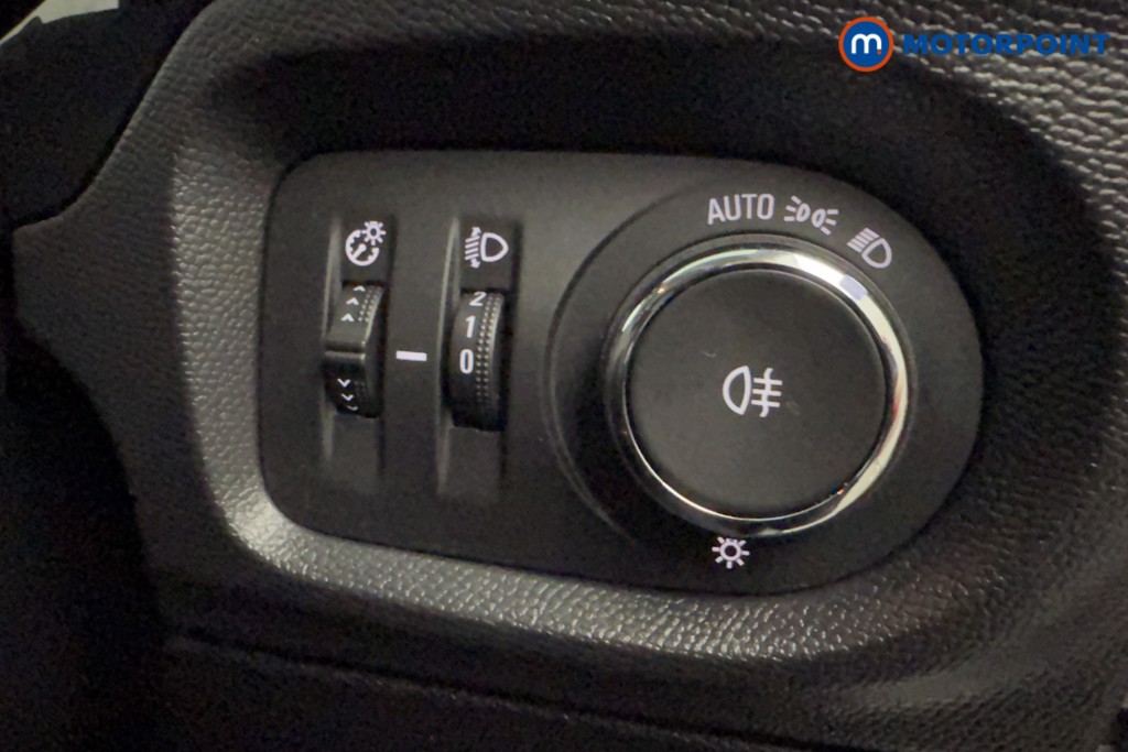 Vauxhall Corsa Design Automatic Petrol Hatchback - Stock Number (1590278) - 14th supplementary image