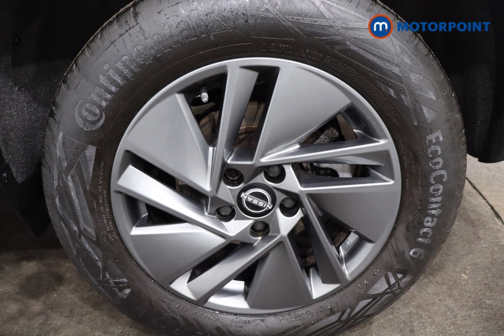 Nissan Qashqai Acenta Premium Automatic Petrol SUV - Stock Number (1590458) - 12th supplementary image