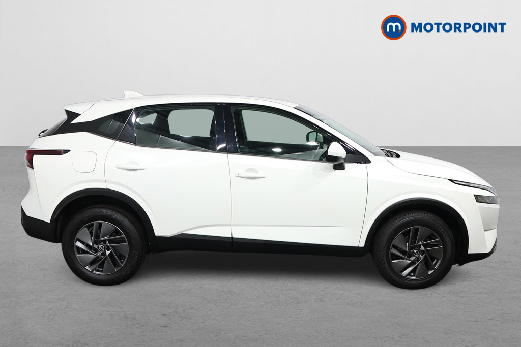 Nissan Qashqai Acenta Premium Automatic Petrol SUV - Stock Number (1590458) - Drivers side