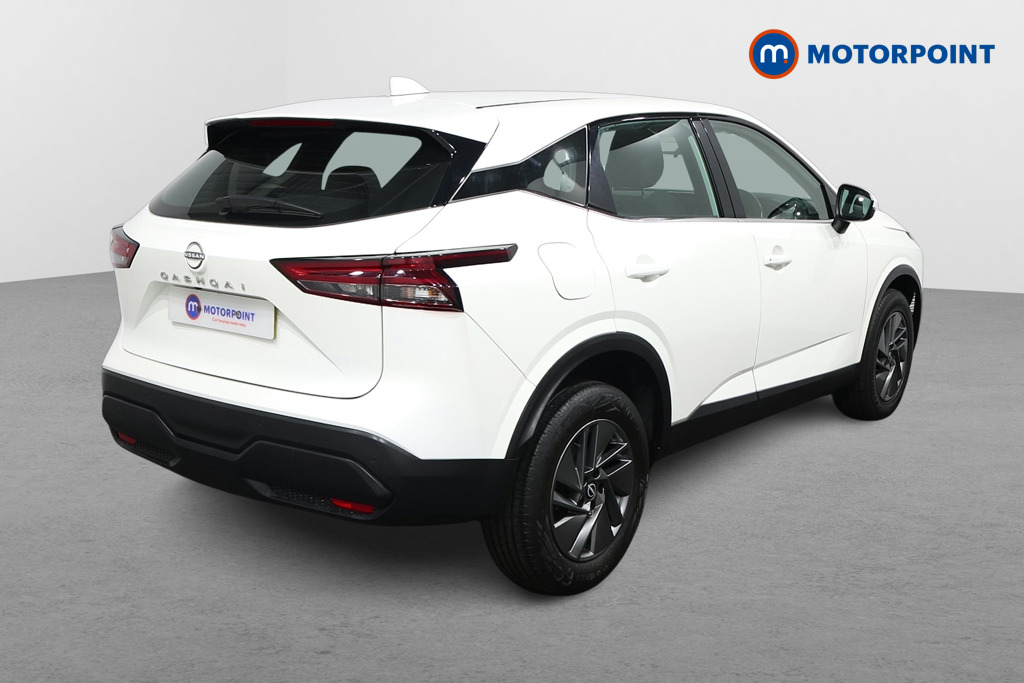 Nissan Qashqai Acenta Premium Automatic Petrol SUV - Stock Number (1590458) - Drivers side rear corner
