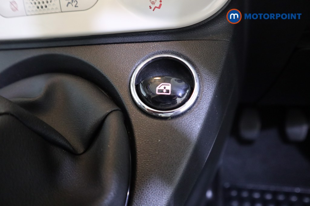 Fiat 500 Dolcevita Manual Petrol Convertible - Stock Number (1590501) - 9th supplementary image