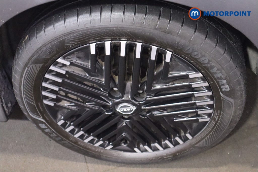 Nissan Leaf Tekna Automatic Electric Hatchback - Stock Number (1590561) - 11th supplementary image