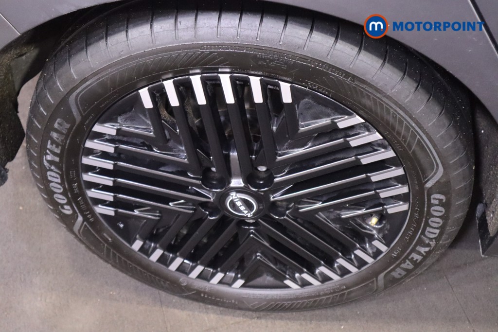 Nissan Leaf Tekna Automatic Electric Hatchback - Stock Number (1590561) - 12th supplementary image