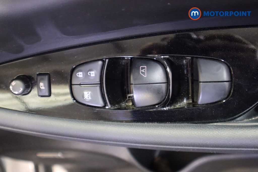 Nissan Leaf Tekna Automatic Electric Hatchback - Stock Number (1590561) - 15th supplementary image