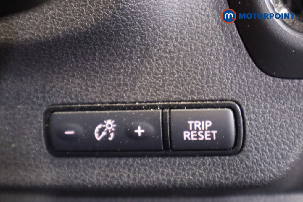 Nissan Leaf Tekna Automatic Electric Hatchback - Stock Number (1590561) - 17th supplementary image