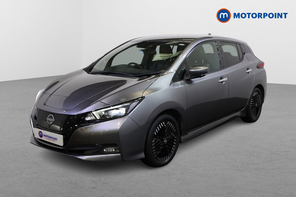 Nissan Leaf Tekna Automatic Electric Hatchback - Stock Number (1590561) - Passenger side front corner