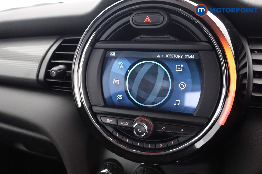 Mini Hatchback Cooper Classic Manual Petrol Hatchback - Stock Number (1590577) - 2nd supplementary image