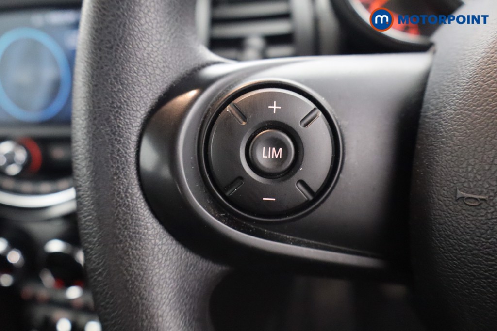 Mini Hatchback Cooper Classic Manual Petrol Hatchback - Stock Number (1590577) - 4th supplementary image