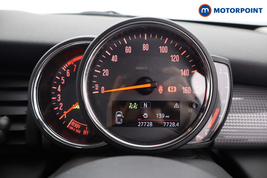 Mini Hatchback Cooper Classic Manual Petrol Hatchback - Stock Number (1590577) - 6th supplementary image