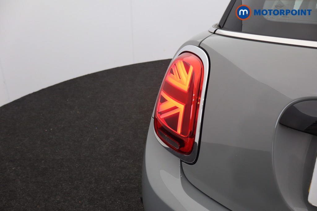 Mini Hatchback Cooper Classic Manual Petrol Hatchback - Stock Number (1590577) - 25th supplementary image