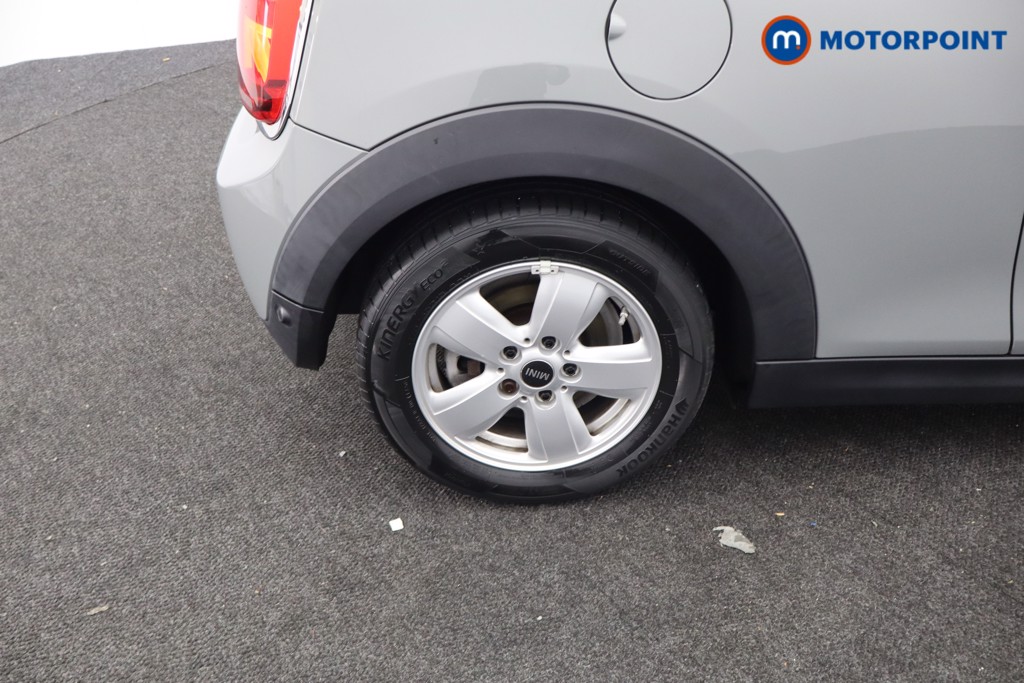 Mini Hatchback Cooper Classic Manual Petrol Hatchback - Stock Number (1590577) - 28th supplementary image