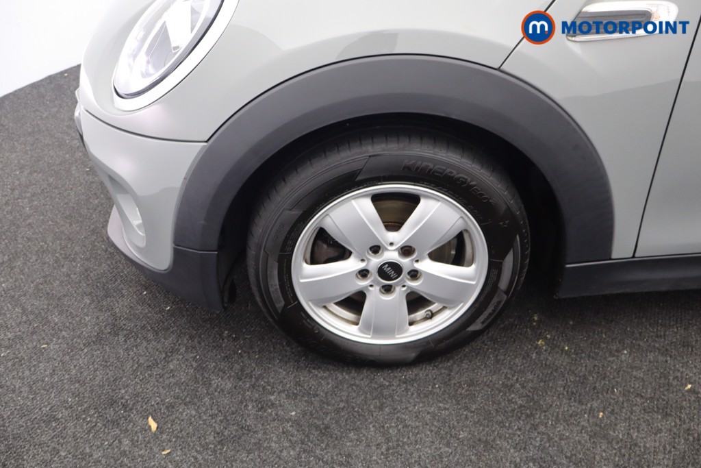 Mini Hatchback Cooper Classic Manual Petrol Hatchback - Stock Number (1590577) - 30th supplementary image