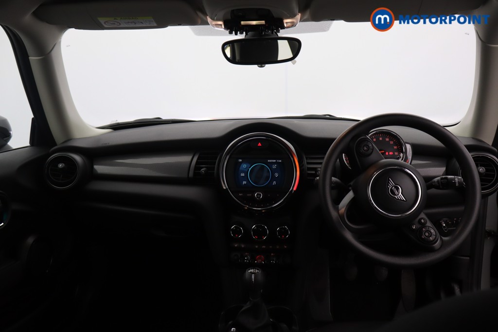 Mini Hatchback Cooper Classic Manual Petrol Hatchback - Stock Number (1590577) - 1st supplementary image