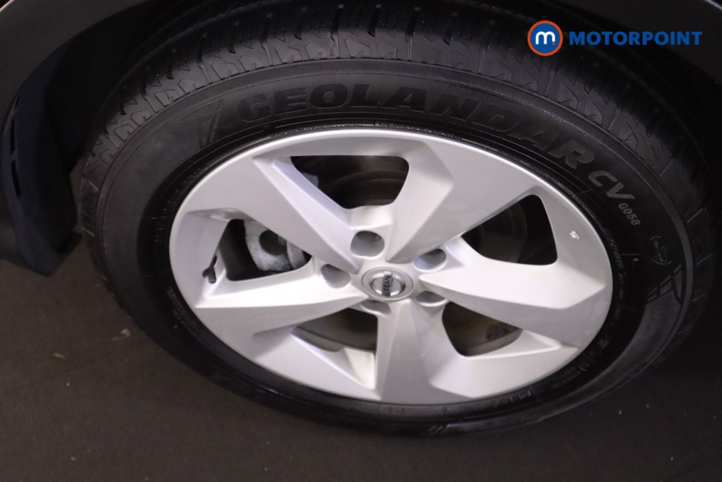 Nissan Qashqai Acenta Premium Manual Petrol SUV - Stock Number (1590708) - 10th supplementary image