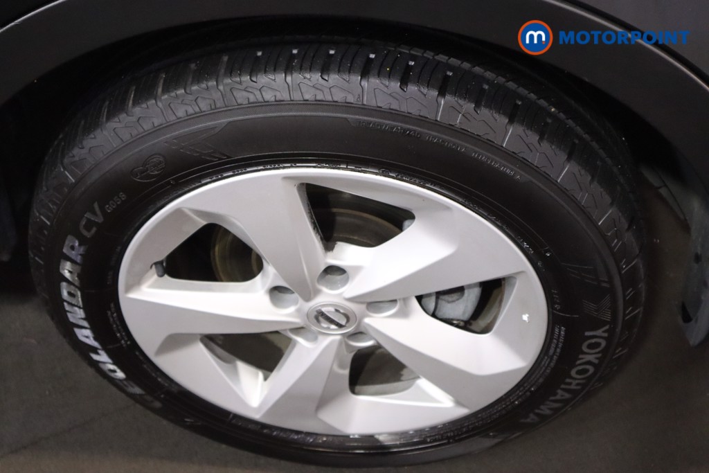 Nissan Qashqai Acenta Premium Manual Petrol SUV - Stock Number (1590708) - 11th supplementary image