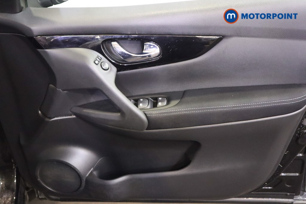 Nissan Qashqai Acenta Premium Manual Petrol SUV - Stock Number (1590708) - 13th supplementary image