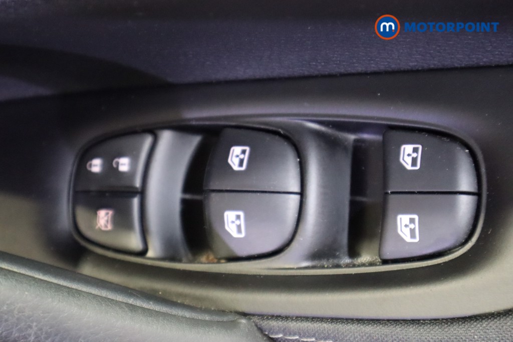 Nissan Qashqai Acenta Premium Manual Petrol SUV - Stock Number (1590708) - 15th supplementary image