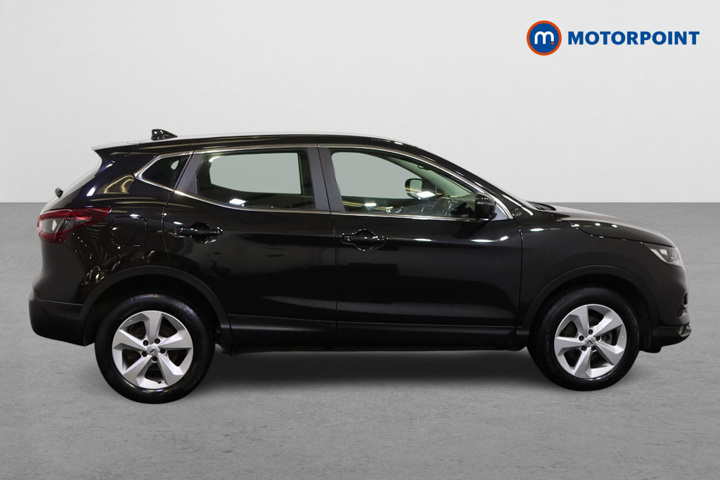Nissan Qashqai Acenta Premium Manual Petrol SUV - Stock Number (1590708) - Drivers side