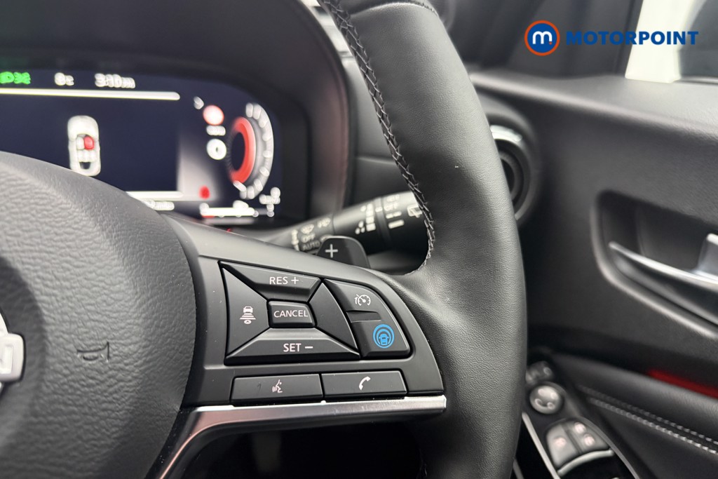 Nissan Juke Tekna Automatic Petrol SUV - Stock Number (1591057) - 9th supplementary image