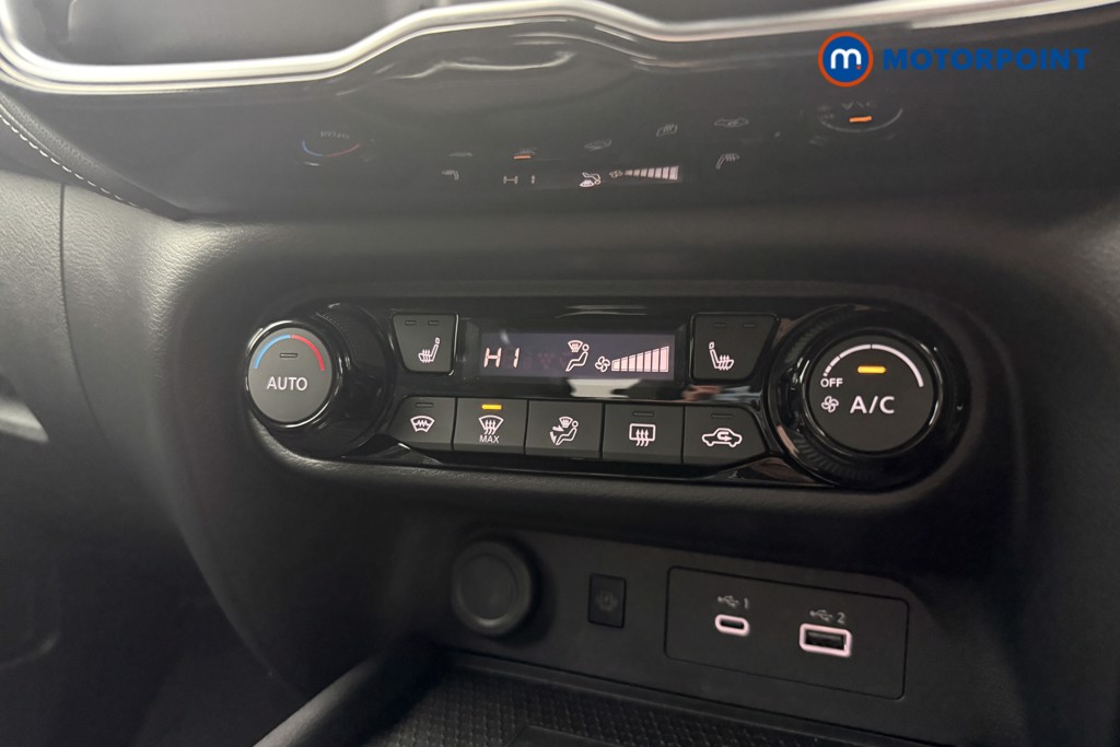 Nissan Juke Tekna Automatic Petrol SUV - Stock Number (1591057) - 14th supplementary image