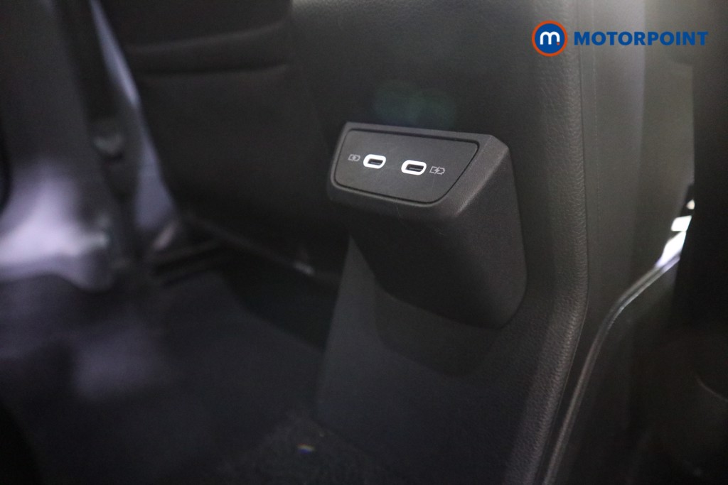 Volkswagen Taigo R-Line Manual Petrol SUV - Stock Number (1591129) - 17th supplementary image