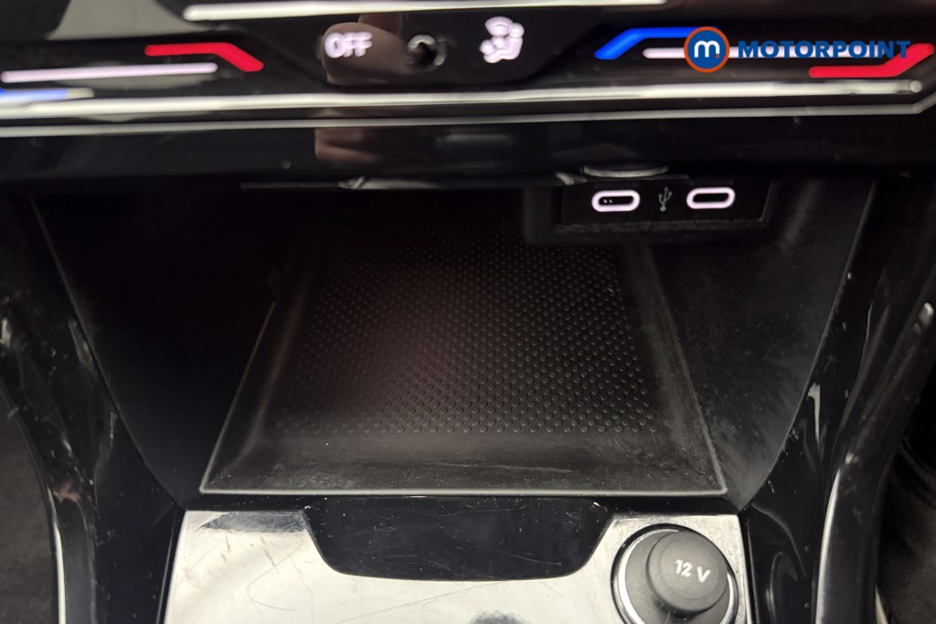 Volkswagen T-Cross R-Line Manual Petrol SUV - Stock Number (1591344) - 16th supplementary image