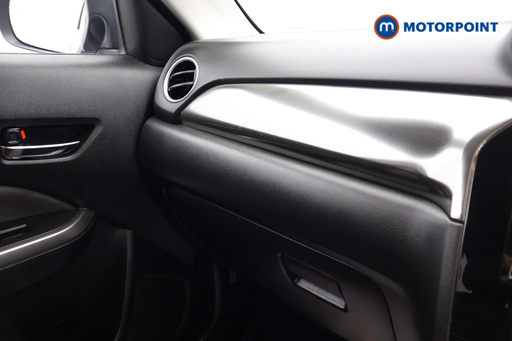Suzuki Vitara SZ5 Manual Petrol SUV - Stock Number (1591372) - 13th supplementary image