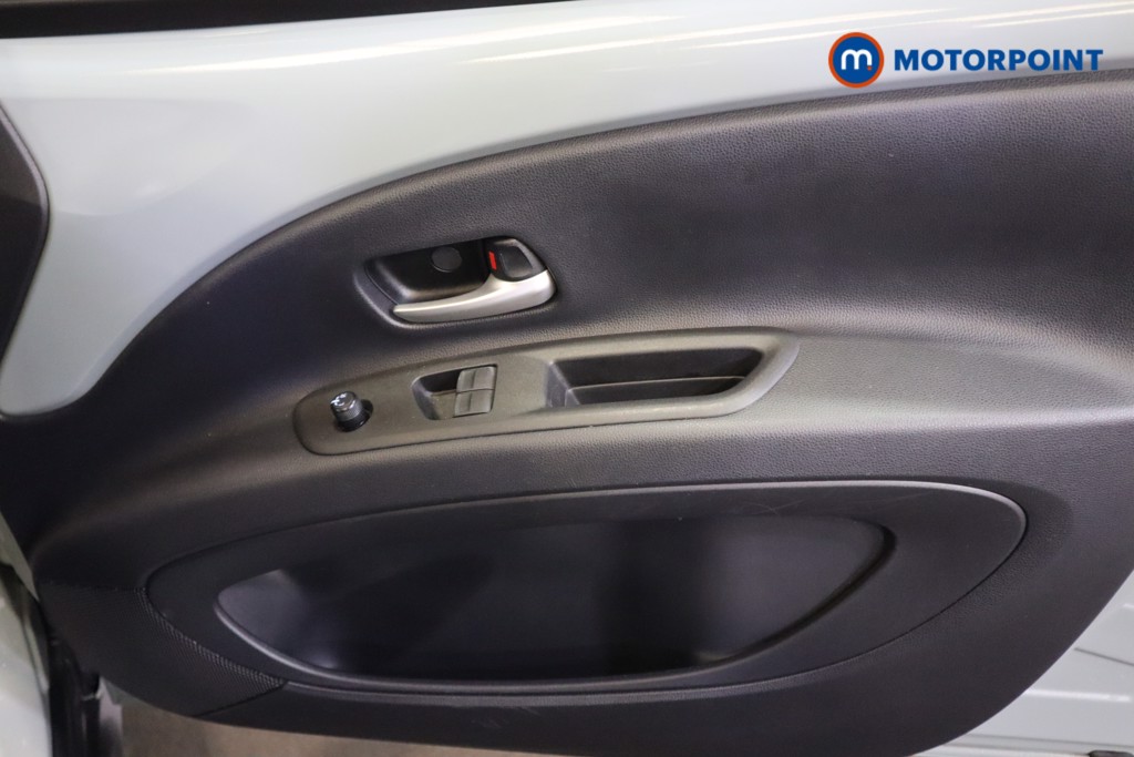 Toyota Aygo X Edge Manual Petrol Hatchback - Stock Number (1591402) - 13th supplementary image