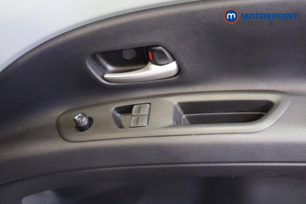 Toyota Aygo X Edge Manual Petrol Hatchback - Stock Number (1591402) - 14th supplementary image