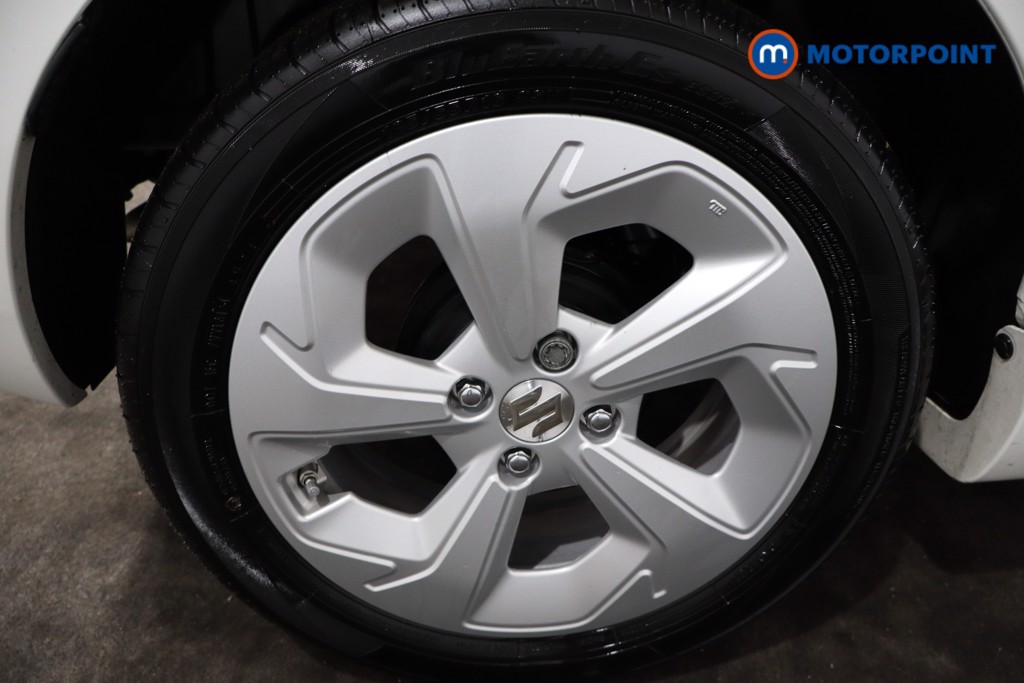 Suzuki Swift Motion Automatic Petrol Hatchback - Stock Number (1591621) - 9th supplementary image