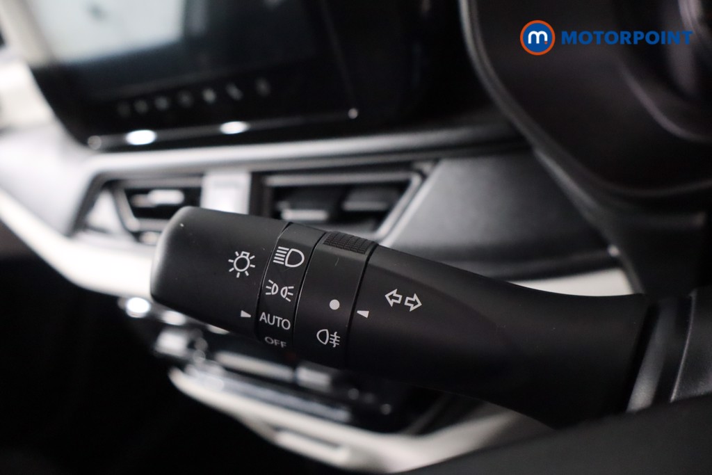 Suzuki Swift Motion Automatic Petrol Hatchback - Stock Number (1591621) - 18th supplementary image