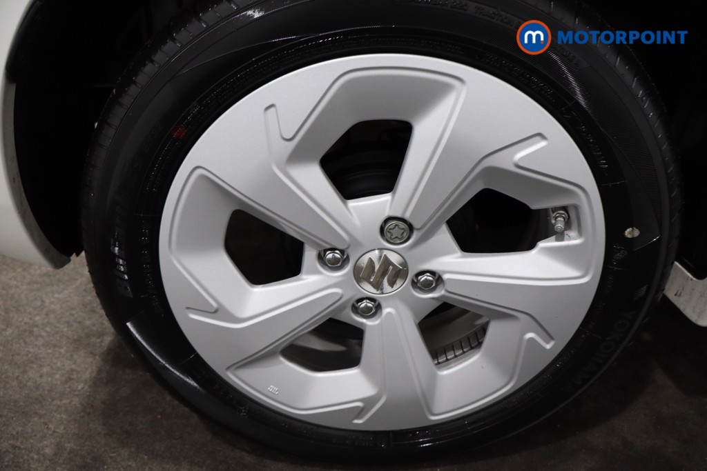 Suzuki Swift Motion Automatic Petrol Hatchback - Stock Number (1591629) - 9th supplementary image