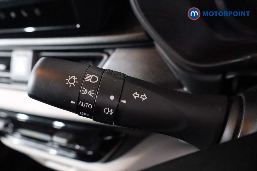 Suzuki Swift Motion Automatic Petrol Hatchback - Stock Number (1591629) - 19th supplementary image