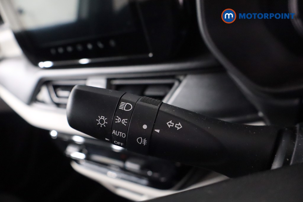 Suzuki Swift Motion Automatic Petrol Hatchback - Stock Number (1591634) - 21st supplementary image