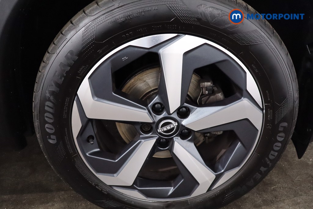 Nissan Qashqai N-Connecta Manual Petrol SUV - Stock Number (1591662) - 10th supplementary image