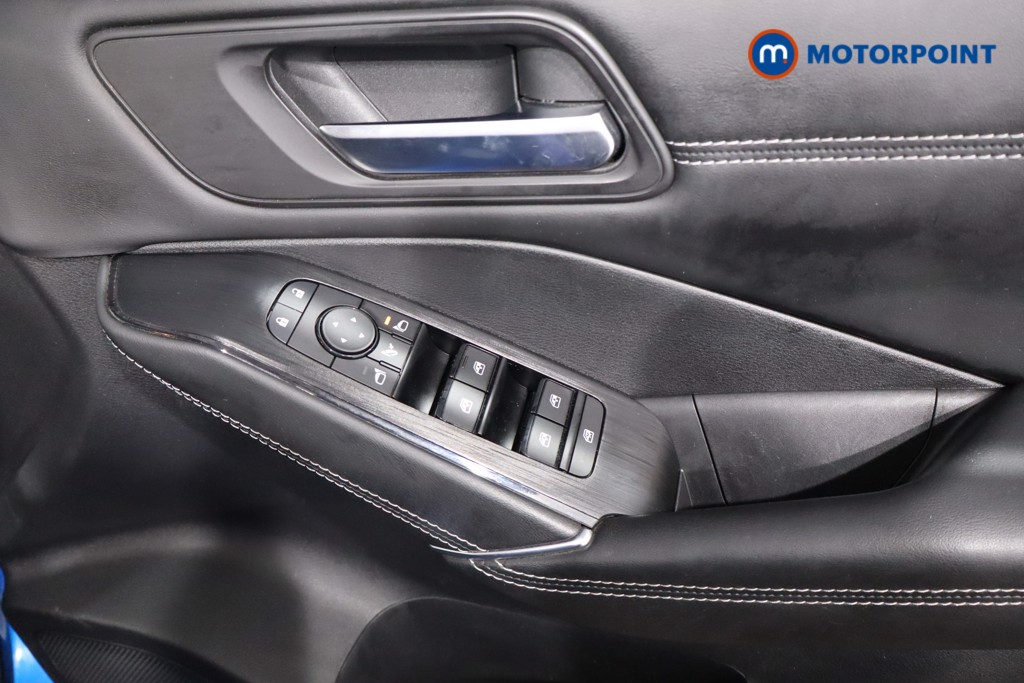 Nissan Qashqai N-Connecta Manual Petrol SUV - Stock Number (1591662) - 22nd supplementary image