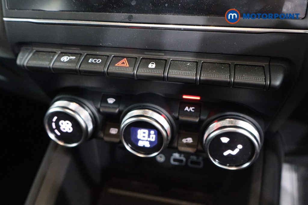 Renault Clio Evolution Manual Petrol Hatchback - Stock Number (1591684) - 8th supplementary image