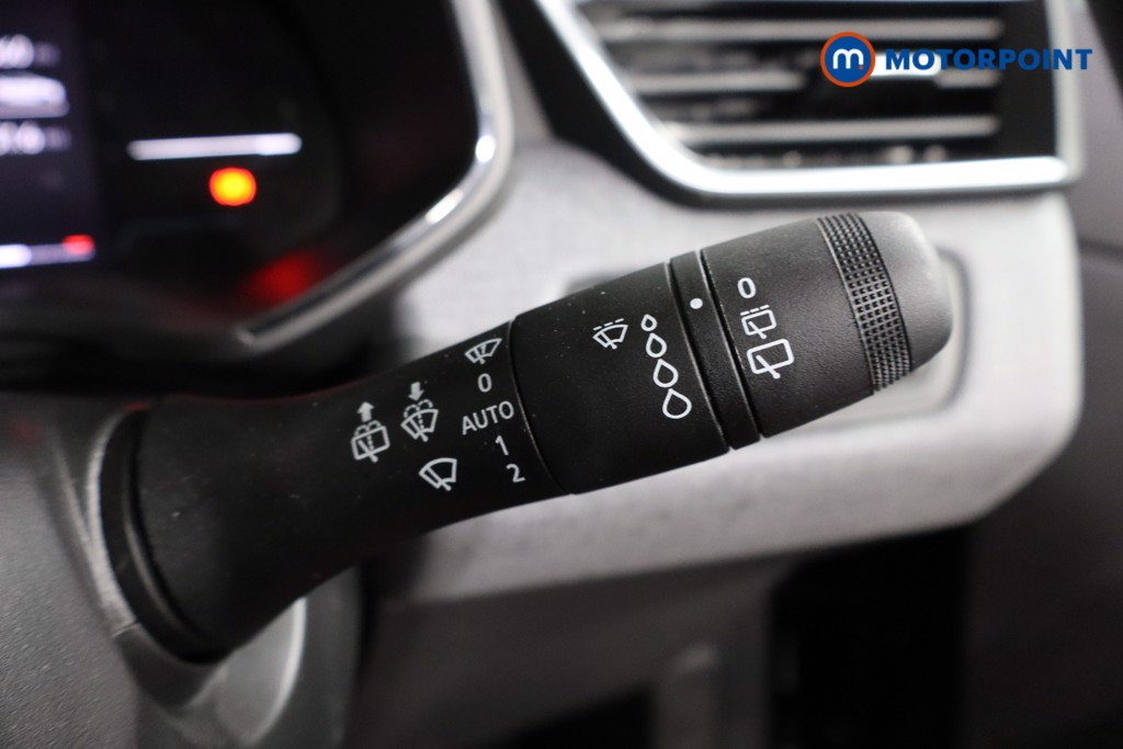 Renault Clio Evolution Manual Petrol Hatchback - Stock Number (1591684) - 13th supplementary image