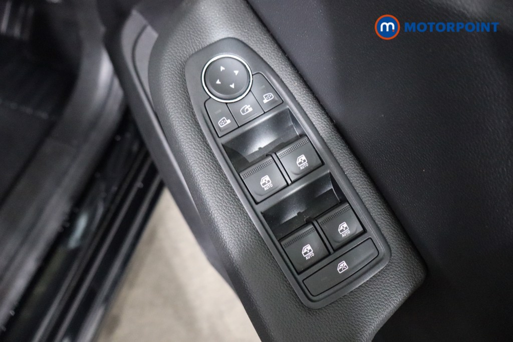 Renault Clio Evolution Manual Petrol Hatchback - Stock Number (1591684) - 16th supplementary image