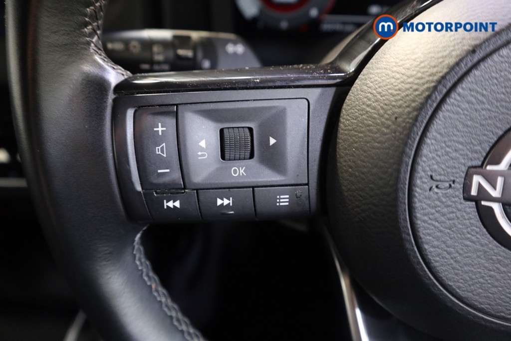 Nissan Qashqai N-Connecta Manual Petrol SUV - Stock Number (1591734) - 3rd supplementary image