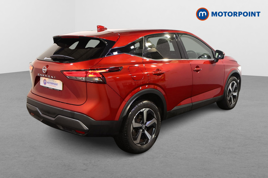 Nissan Qashqai N-Connecta Manual Petrol SUV - Stock Number (1591734) - Drivers side rear corner