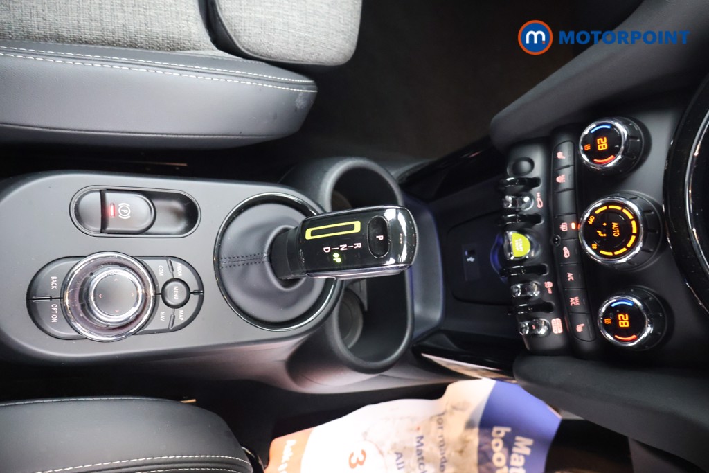 Mini Hatchback Cooper S Level 2 Automatic Electric Hatchback - Stock Number (1591794) - 9th supplementary image